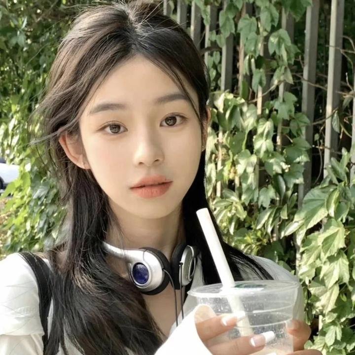 不当演员的姑娘